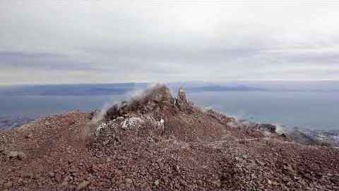 「長崎雲仙岳　平成新山」